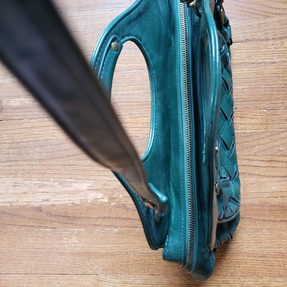 Gryson for Target | Green Patent Leather Woven Handbag - Picture 8 of 9